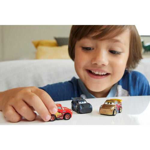 Conjunto 3 carros Cars Disney Pixar aleatórios