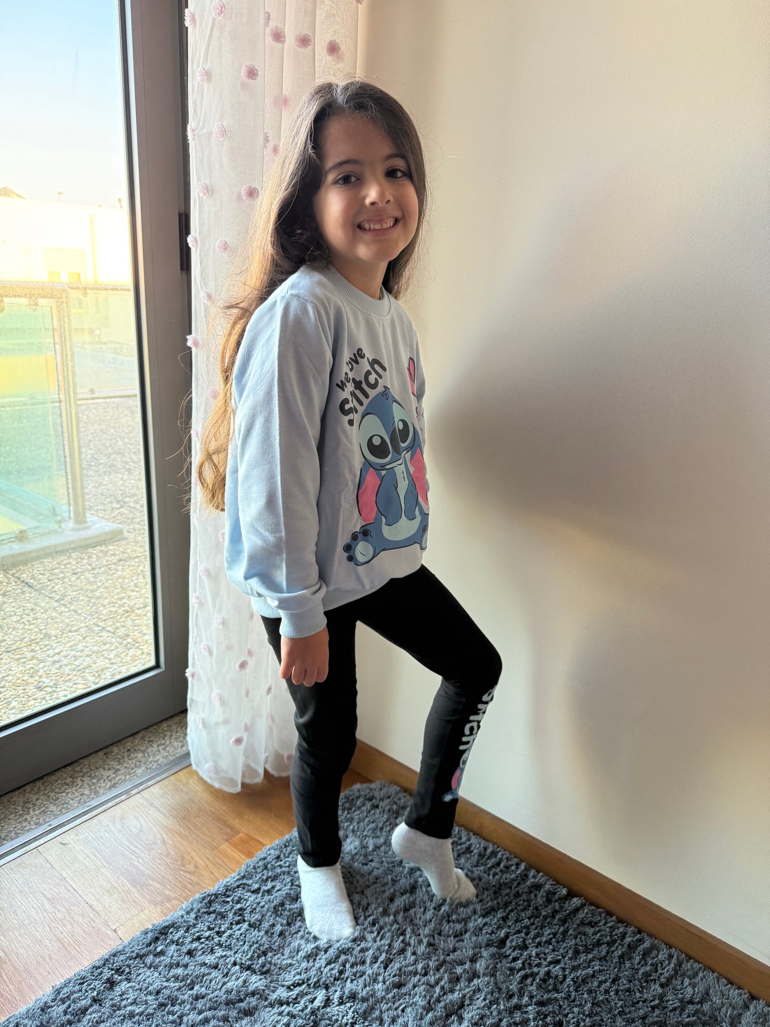 Conjunto Stitch Azul Claro – Camisola + Leggings
