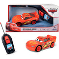 Carro Lightning McQueen com comando Disney Pixar 1:32