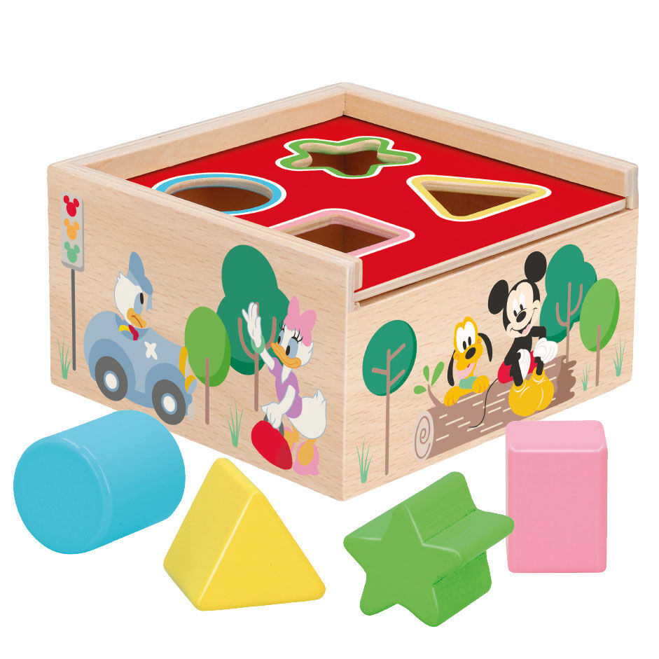 Cubos de madeira com formatos do Mickey e da Minnie da Disney