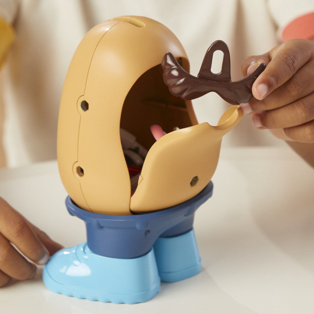 Mr. Potato Head da Hasbro com acessórios — imagem 4