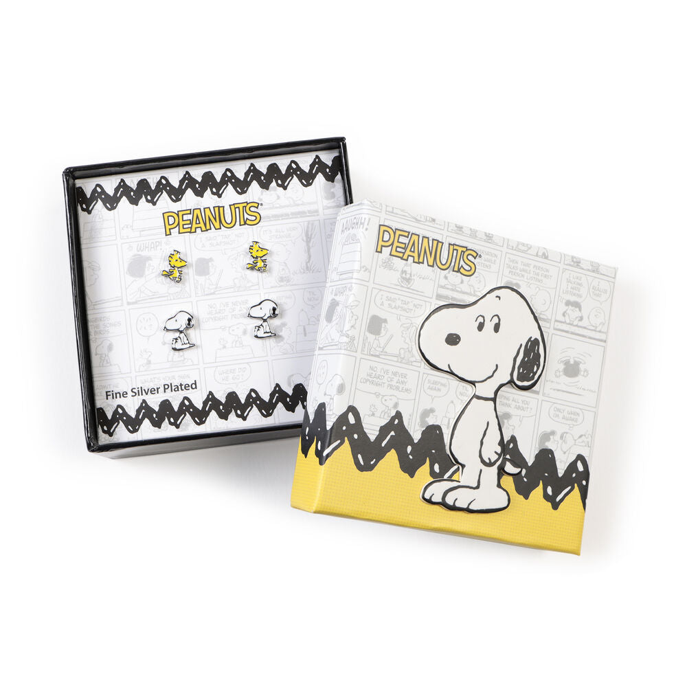 Conjunto de 2 pares de brincos do Snoopy
