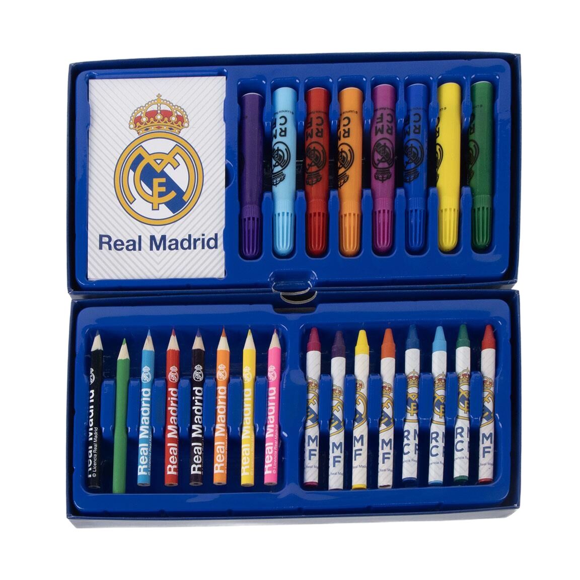 Mala com atividades do Real Madrid