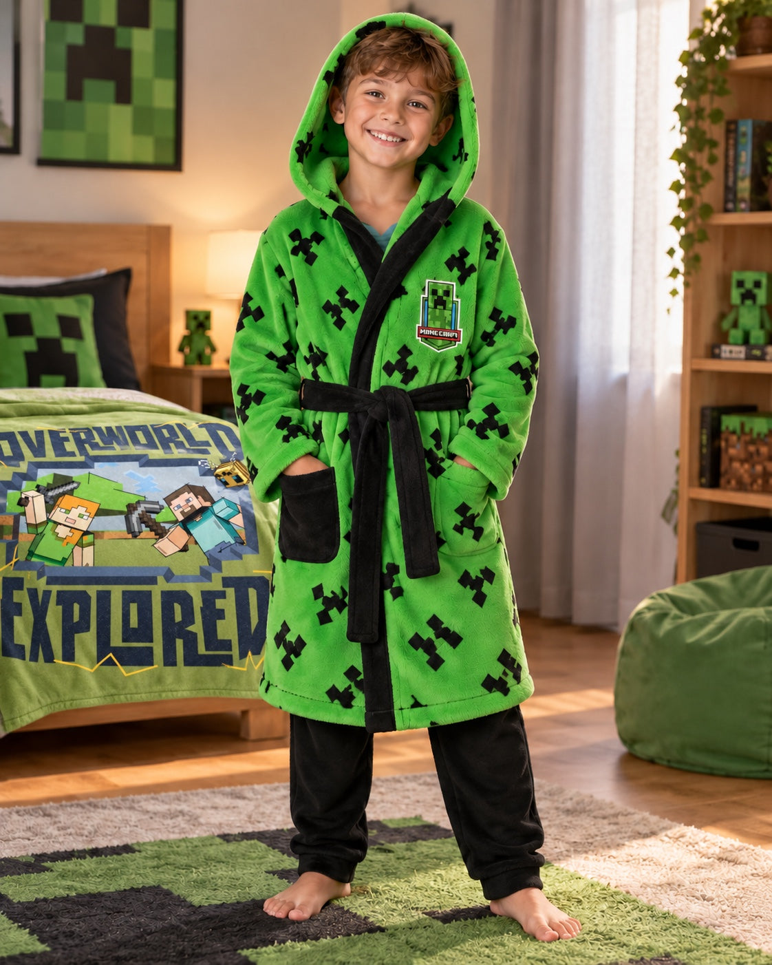 Robe infantil de coralina Minecraft verde e preto, com capuz e cinto